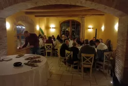 413899441_857339513058360_3823304432696391862_n.webp