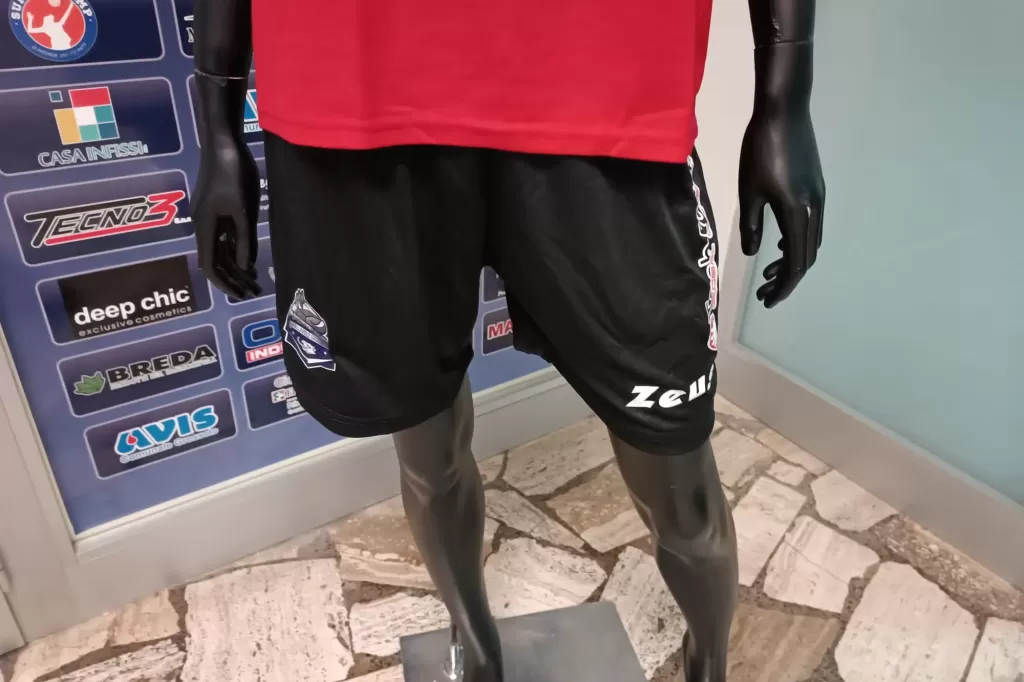 434430122_122128084544230295_7792622086528536394_n.webp