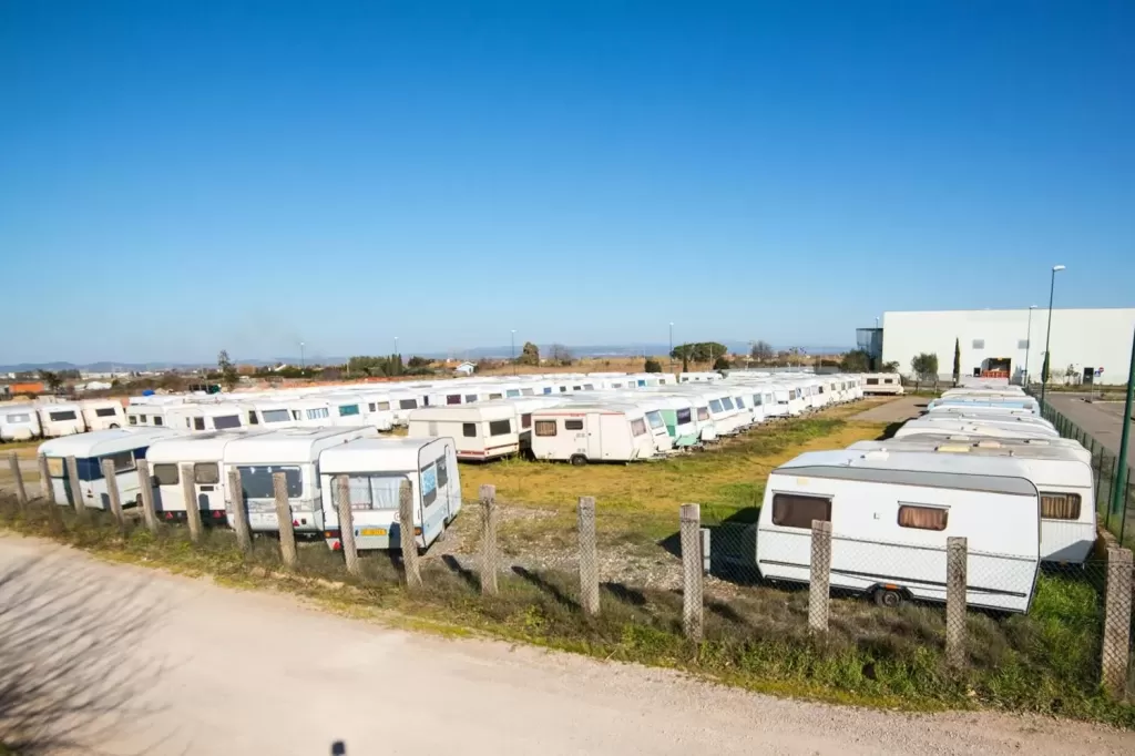 rimessaggio-caravan-3.webp